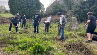 Ocionautas prepara su huerto «eco»