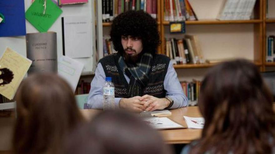 Óscar Díaz, en el recital de poesía celebrado en Ciaño.