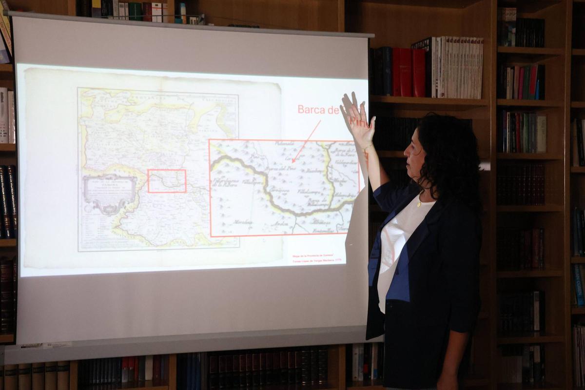 Presentación del proyecto en el Ayuntamiento de Pino del Oro