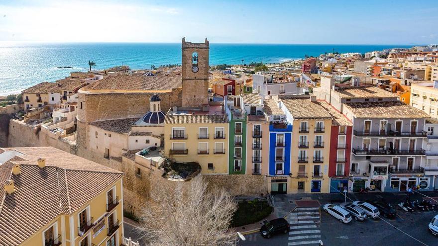 Libertad para una joven detenida en La Vila por apuñalar a una mujer: "te tengo que cortar la cabeza"