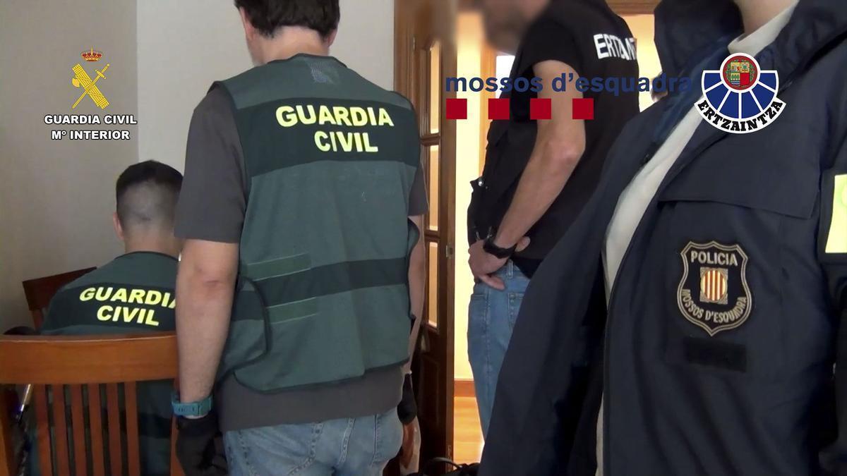 Detenido en Gipuzkoa un menor líder de la organización internacional extremista 764