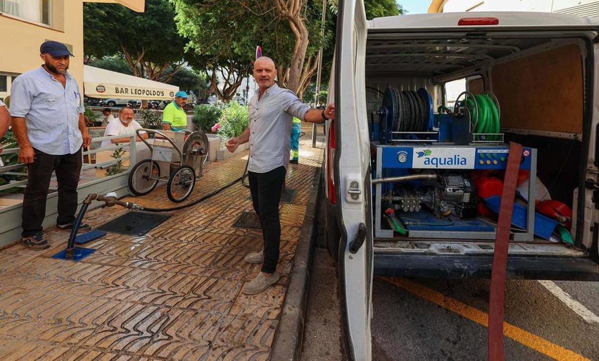 El nuevo punto de carga de agua en la calle Port de la Savina de ses Figueretes. |  | MARCELO SASTRE