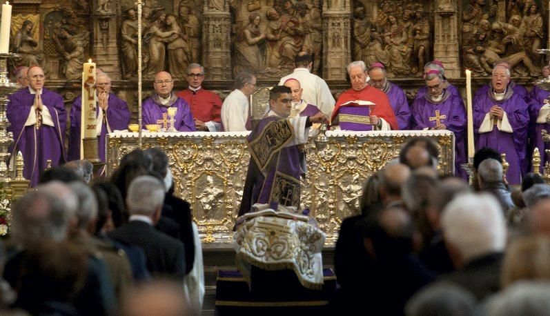 Funeral de Elías Yanez en la Basílica del Pilar