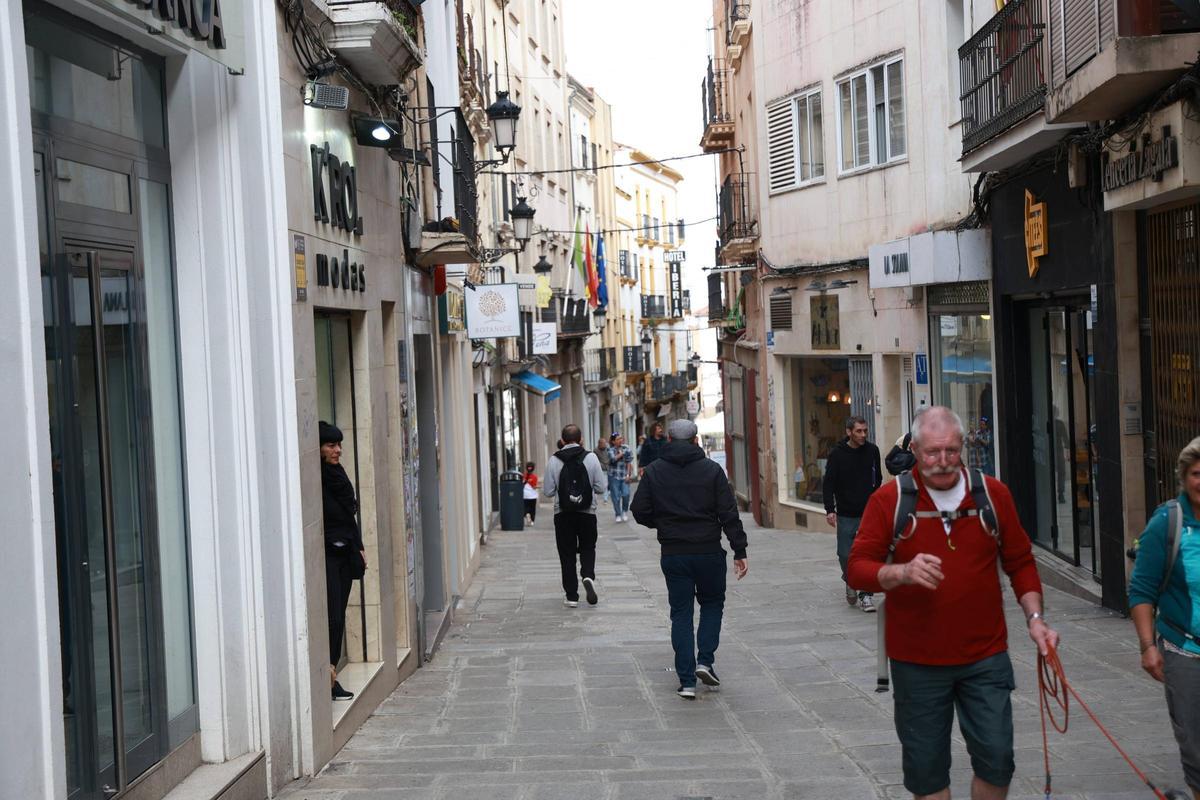 Galería | Este es el estado actual de las calles comerciales del centro de Cáceres