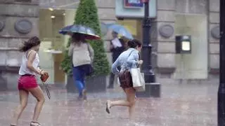La AEMET alerta del cambio de tiempo en Asturias: "precaución" ante la llegada de tormentas con granizo