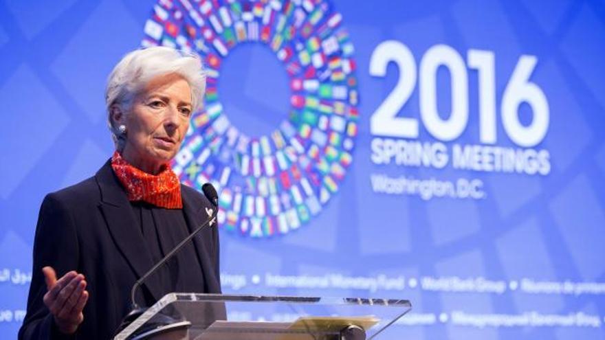 El FMI rebaja al 2,6% el crecimiento de España en 2016