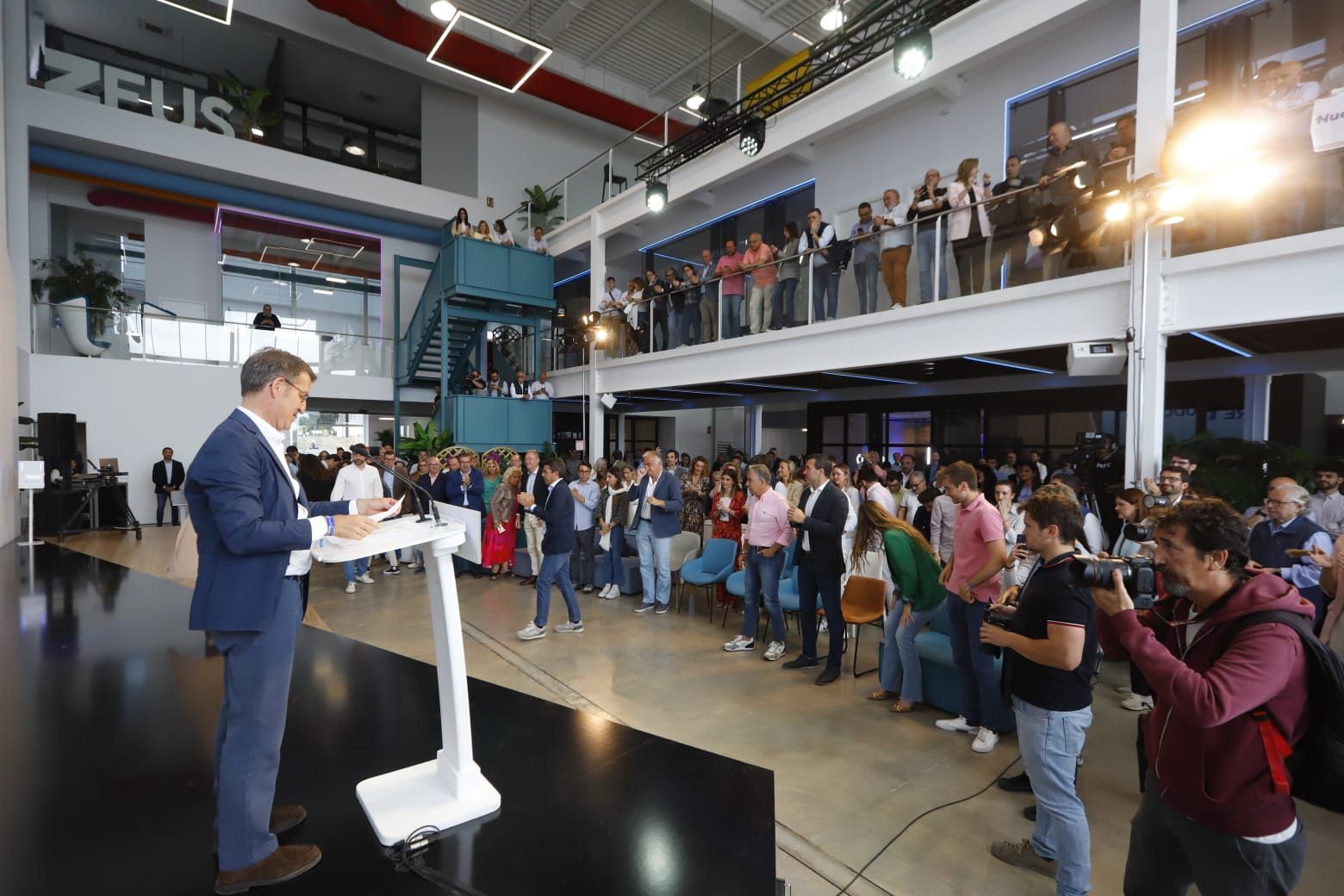 Núñez Feijóo, Mazón y Catalá en el acto del PP en la Marina de València