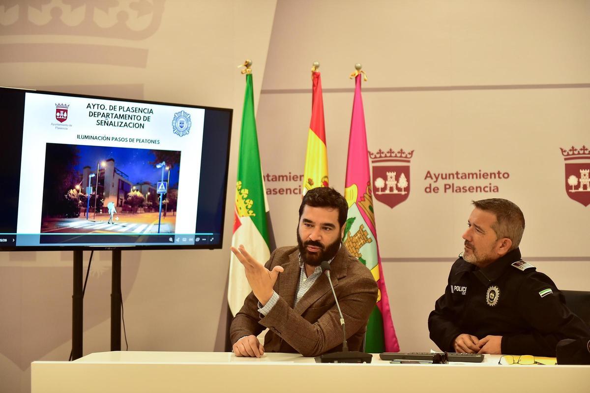 El ayuntamiento aumentará la iluminación en pasos de peatones de Plasencia.