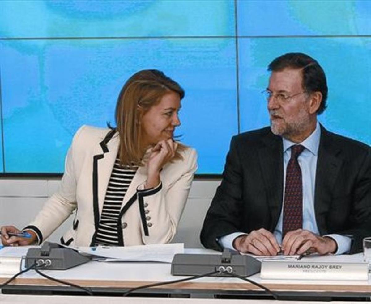 María Dolores de Cospedal i Mariano Rajoy, durant una reunió del comitè executiu del Partit Popular. María Dolores de Cospedal i Mariano Rajoy, durant una reunió del comitè executiu del Partit Popular.
