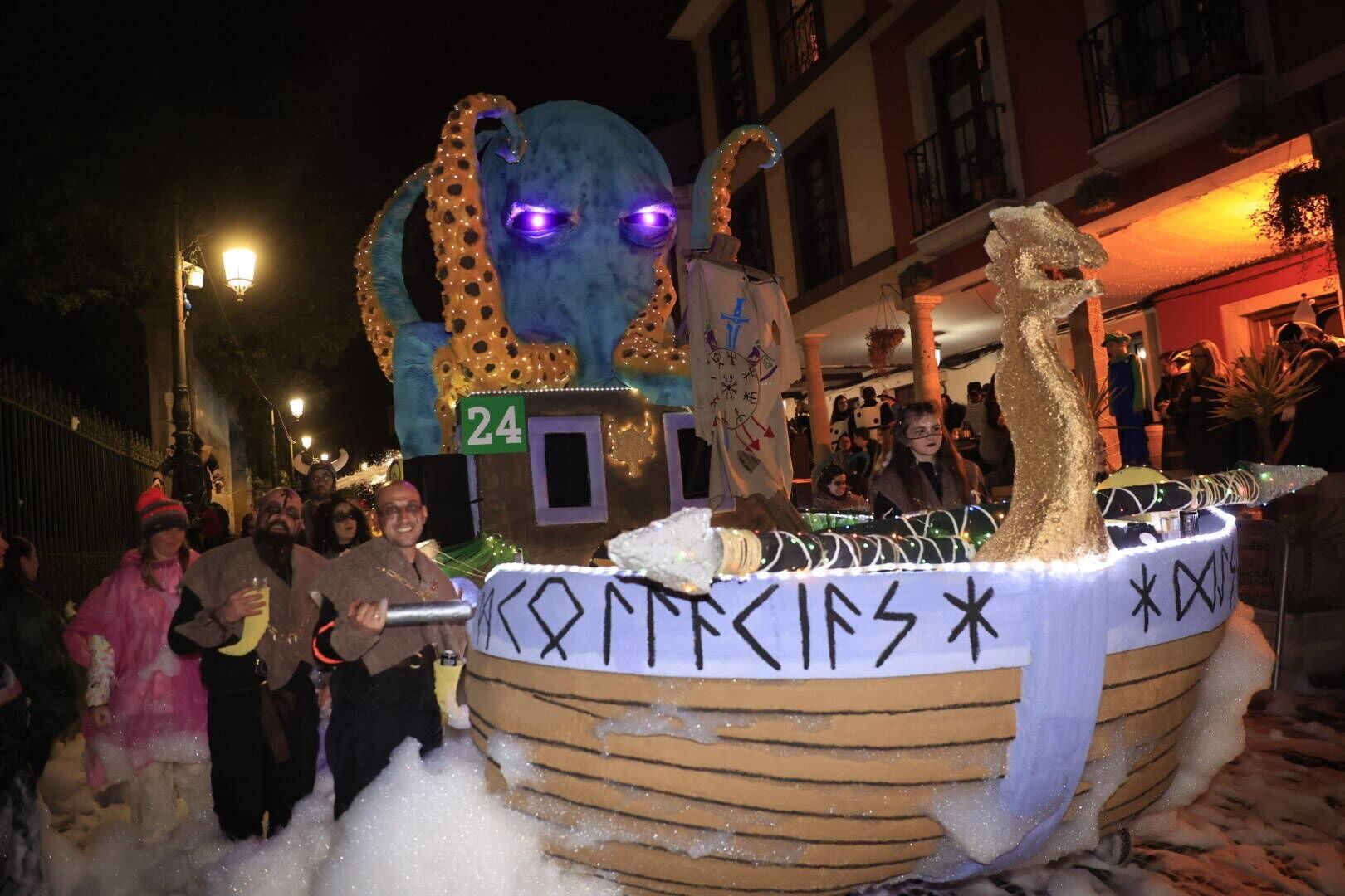 EN IMÁGENES: Así fue el espectacular 37.º Descenso de Galiana en el Antroxu de Avilés.