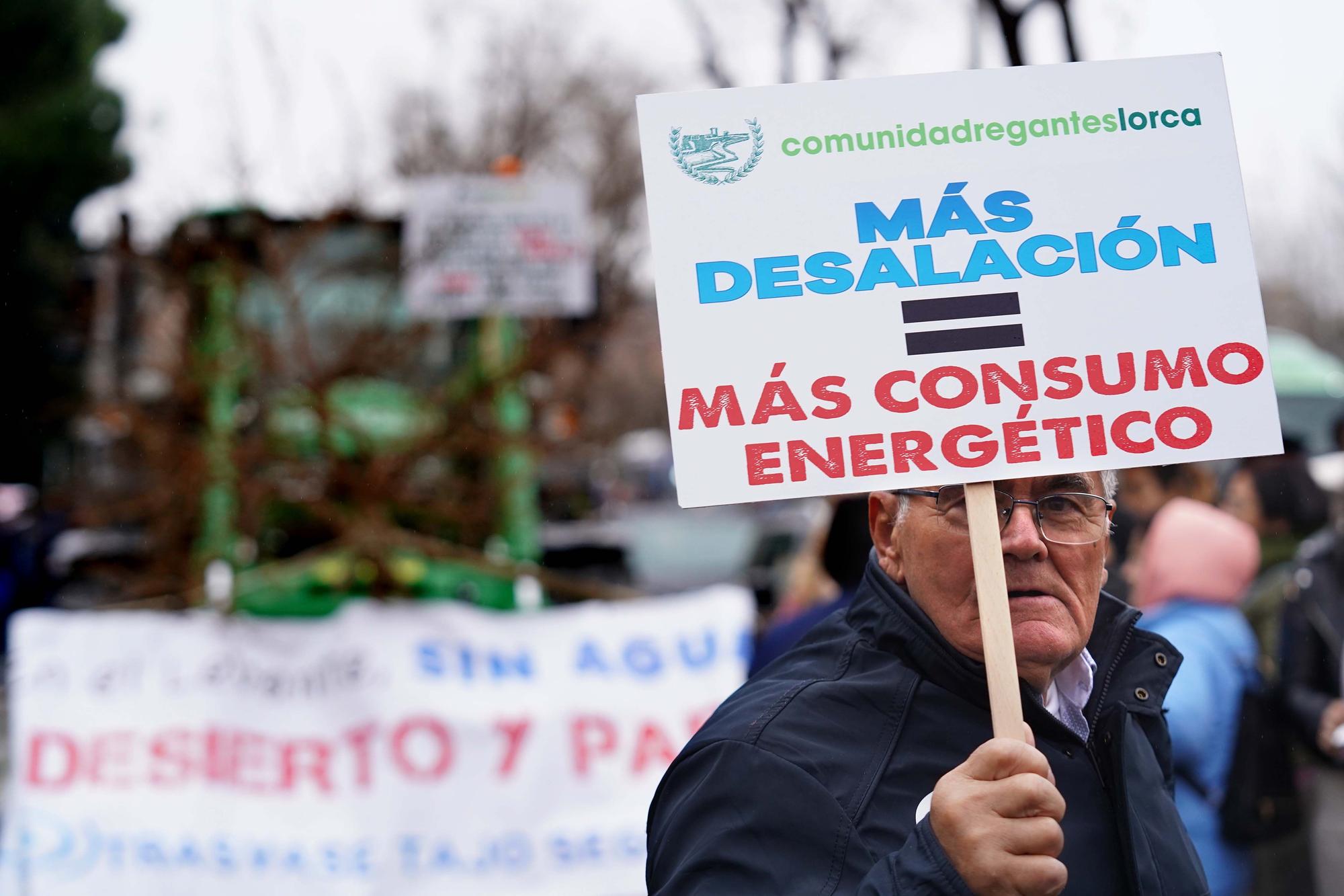 Las imágenes de la concentración en defensa del Trasvase Tajo-Segura en Madrid