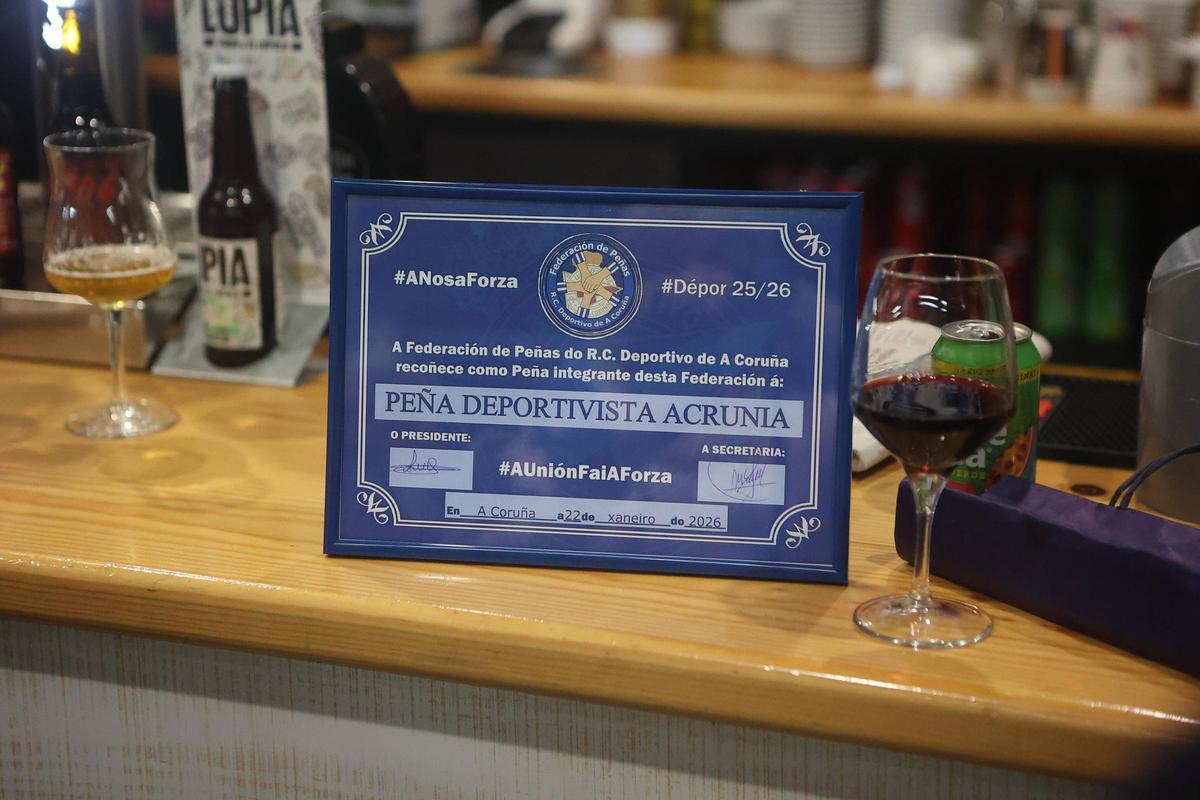 Inaugurada la peña deportivista Acrunia en Vioño
