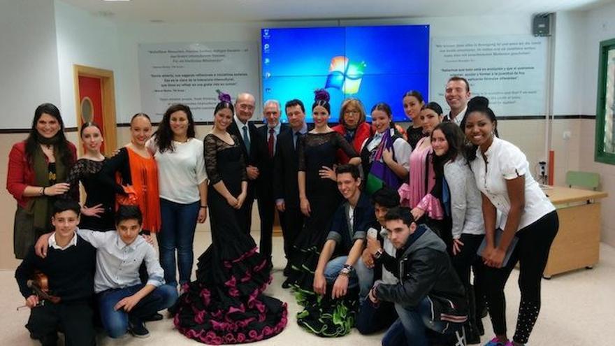 Inauguración de la segunda biblioteca internacional multimedia.