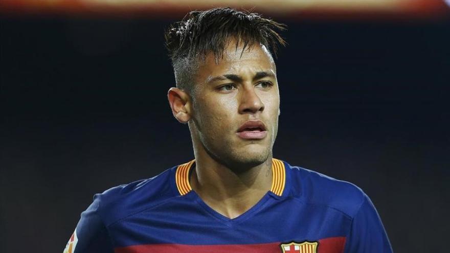 El Comité sanciona con tres partidos a Neymar