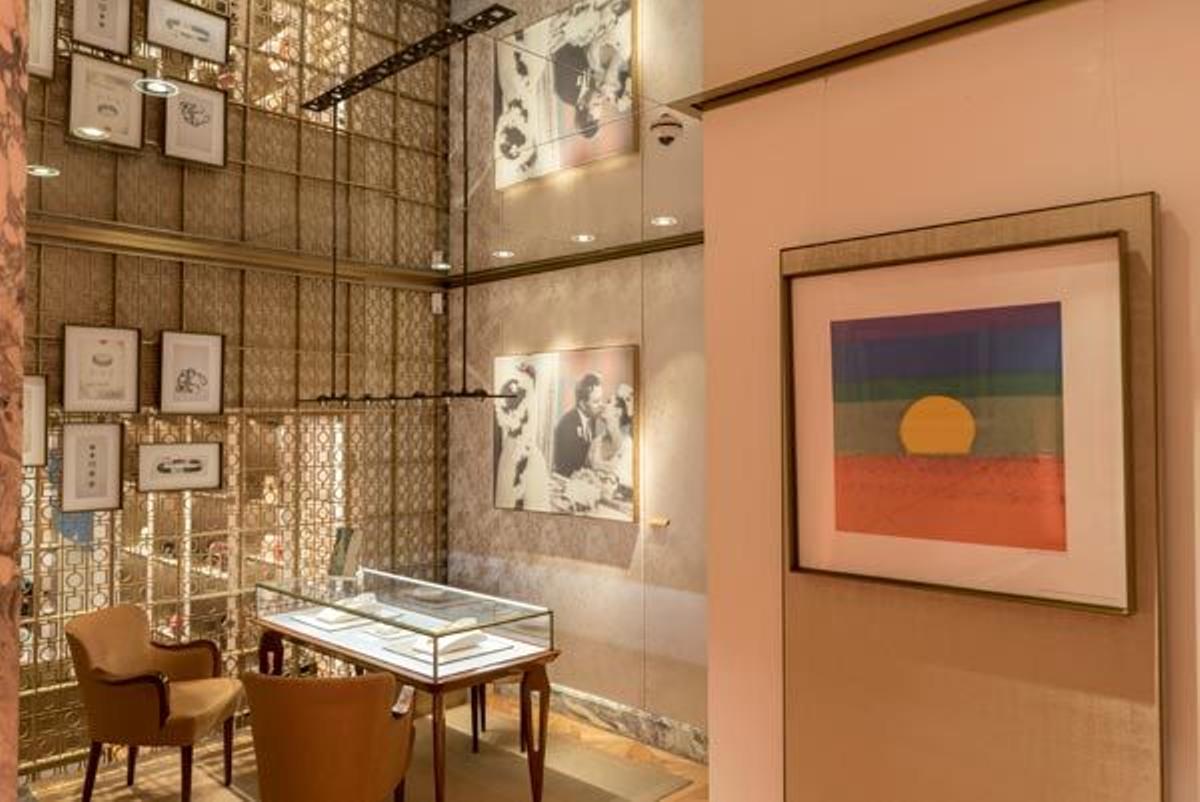 Exposición 'Bvlgari, Warhol y el POP' en la tienda de la firma de joyería en Madrid