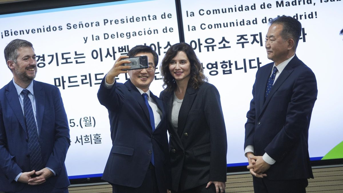 Isabel Díaz Ayuso durante su visita a Corea del Sur.