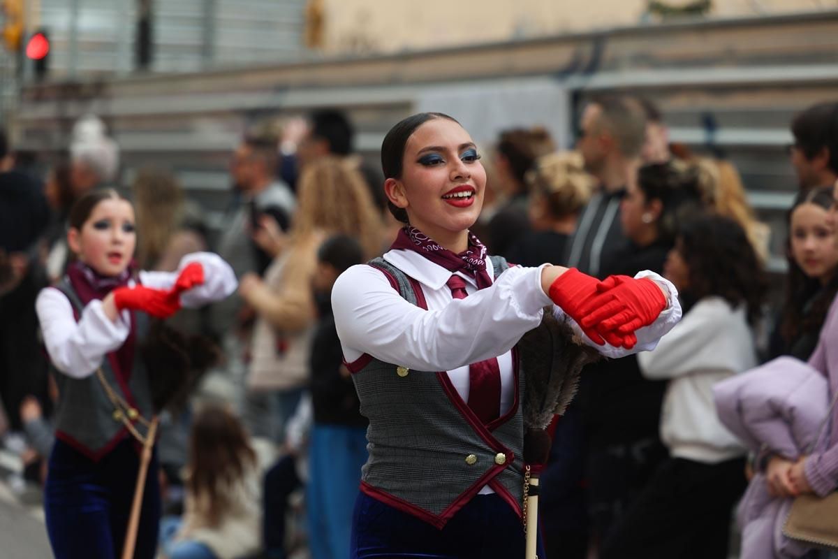 Búscate en las imágenes de la rúa de Carnaval de Ibiza
