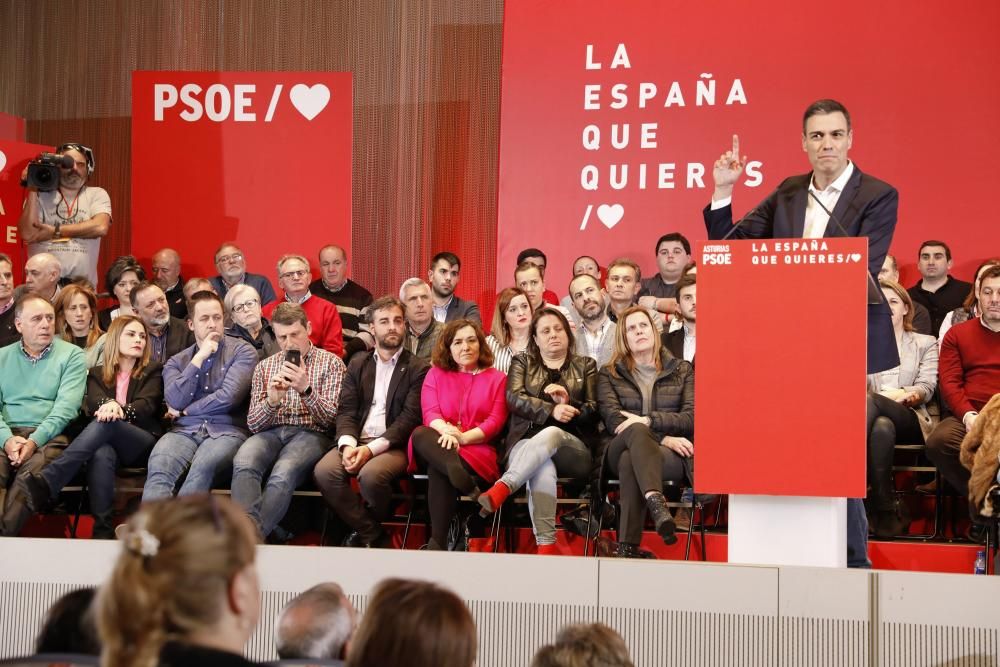 Mitín de Pedro Sánchez en Gijón