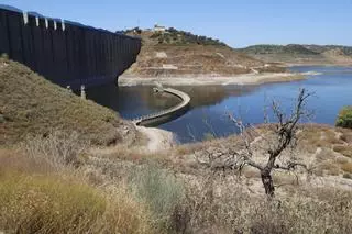 El pantano de La Breña a menos del 16% de su capacidad