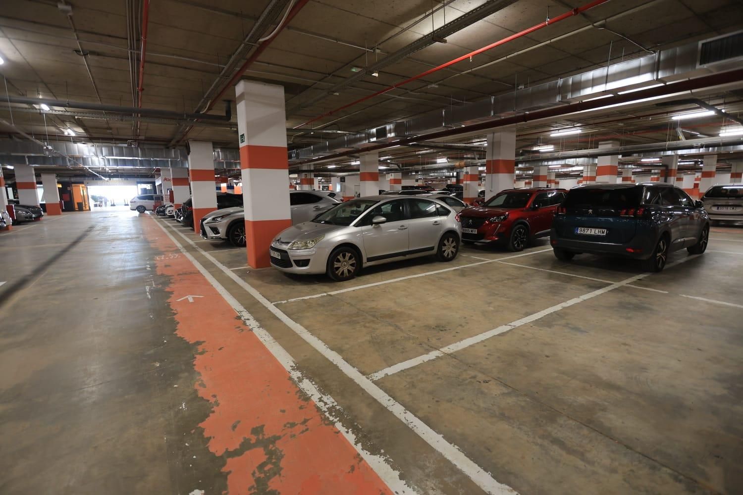 Reabre el parking subterráneo de Bonaire ocho meses después de la dana