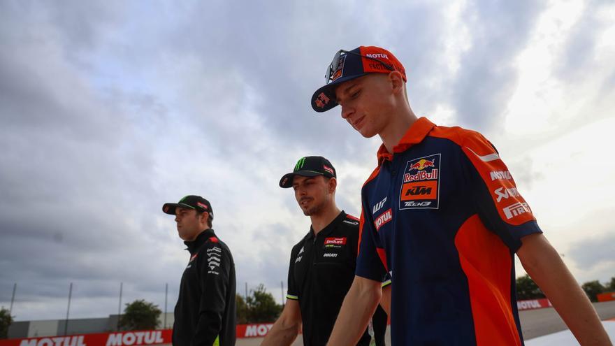 MotoGP llega a Valencia: Las primeras imágenes de los pilotos en el Circuit