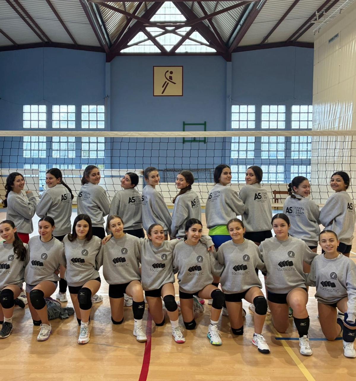 Jornadas de tecnificación de la Federación de Voleibol en Llanes