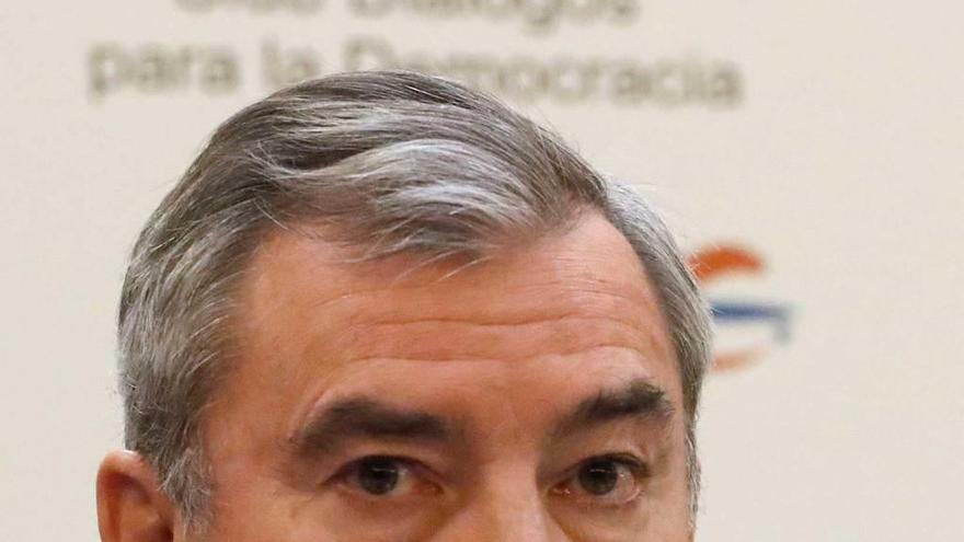 Vega de Seoane plantea elevar la edad de jubilación o bajar las pensiones