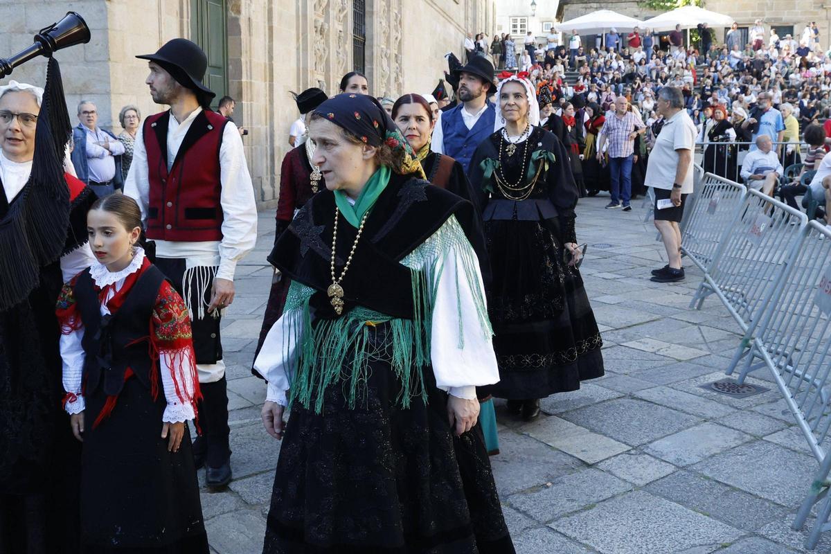 Festas do Apóstolo: Santiago reivindica o traxe galego no seu día