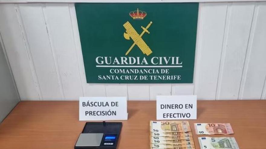 La Guardia Civil detiene a un hombre por tráfico de drogas en La Palma