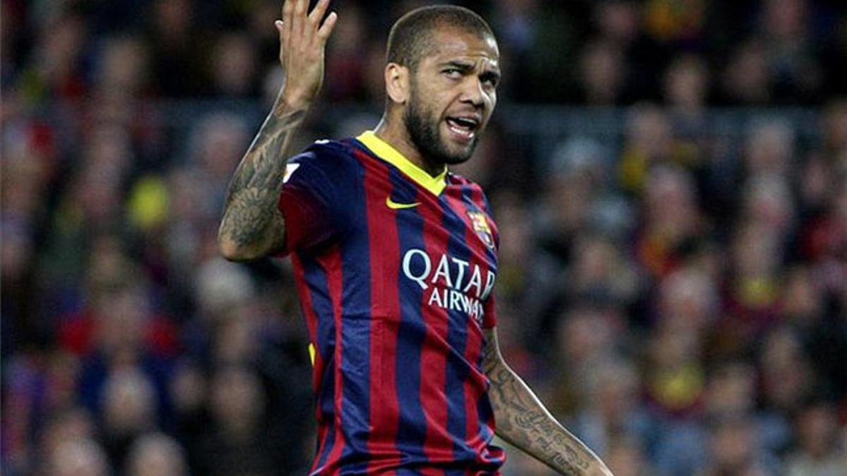 Alves acaba contrato el 30 de junio de 2015