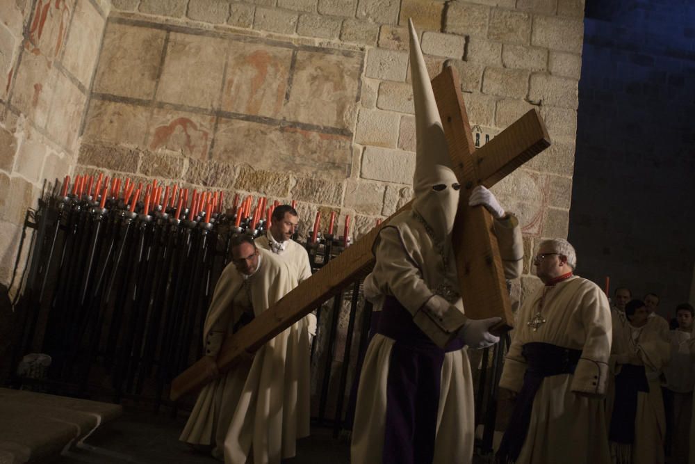 Procesión de Jesús Yacente