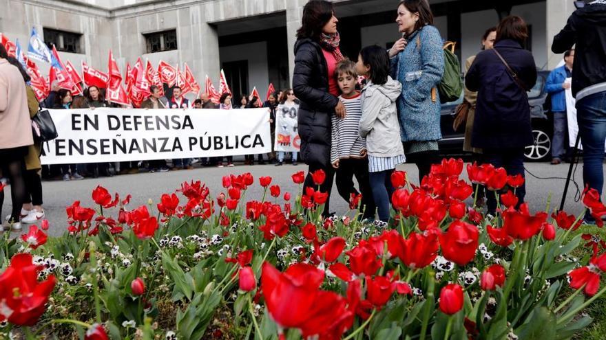 UGT y CC OO, resignados con el calendario escolar: &quot;La religión católica aún manda&quot;