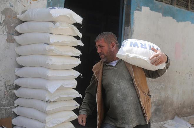 La ONU culpa a las cadenas de distribución de espolear el hambre en el mundo: hasta el 75% del precio se genera tras salir del campo