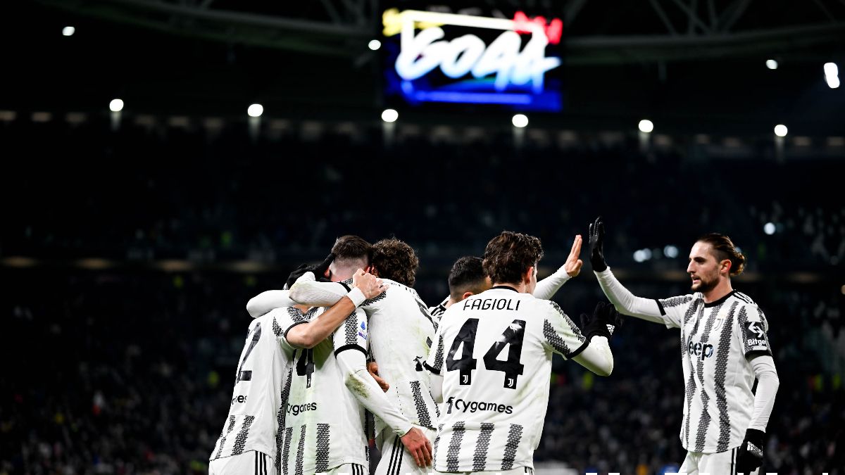 La Juventus celebrando uno de los goles del partido