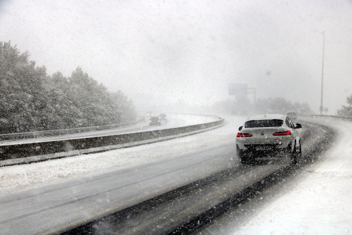 L'A-2 nevada a l'alçada de la Panadella.