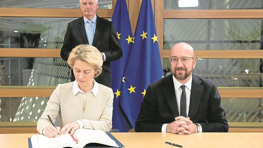 El ‘brexit’ entra en la recta final con la firma de la Unión Europea