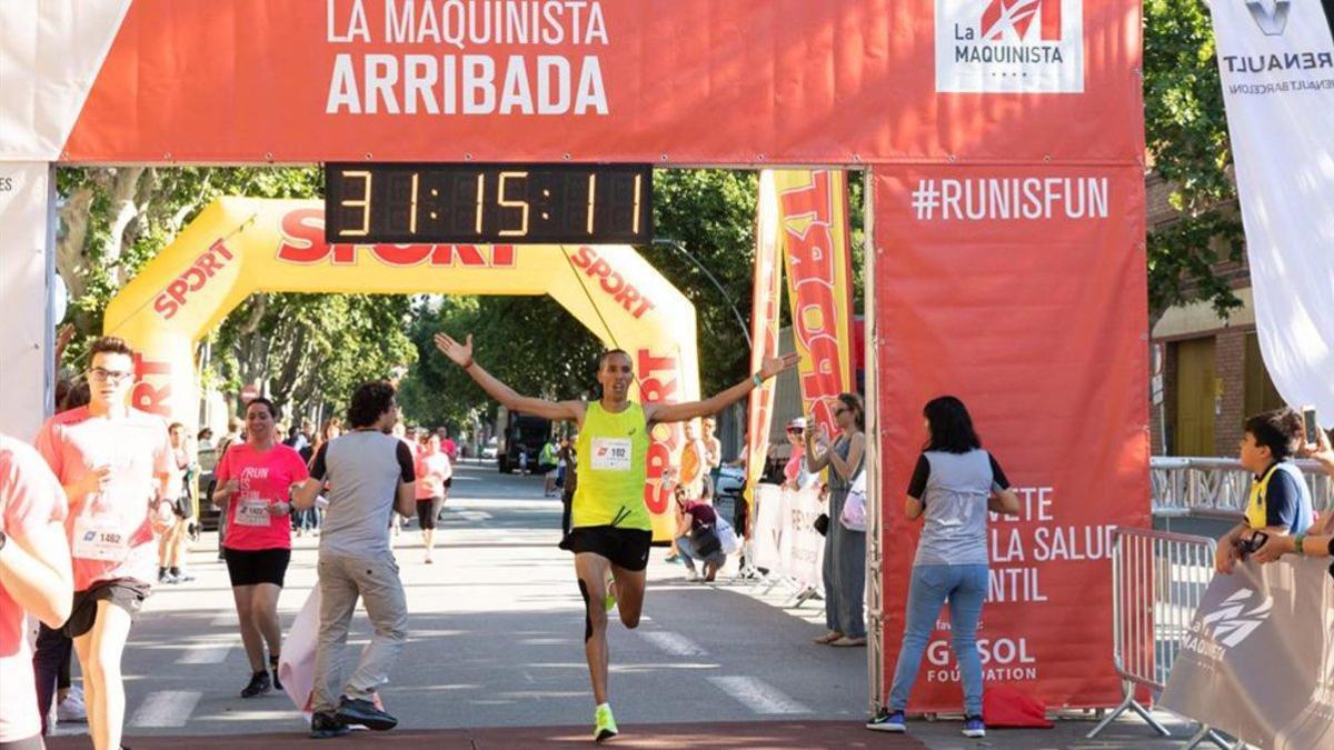 El mehdi Aboujanah parando el crono en 31:15:11