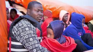  Arribada a Motril d’un dels grups d’immigrants.