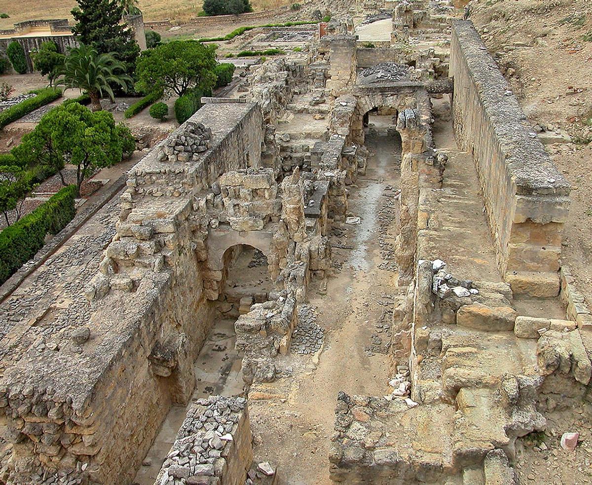 Camino de Ronda Bajo de Medina Azahara.