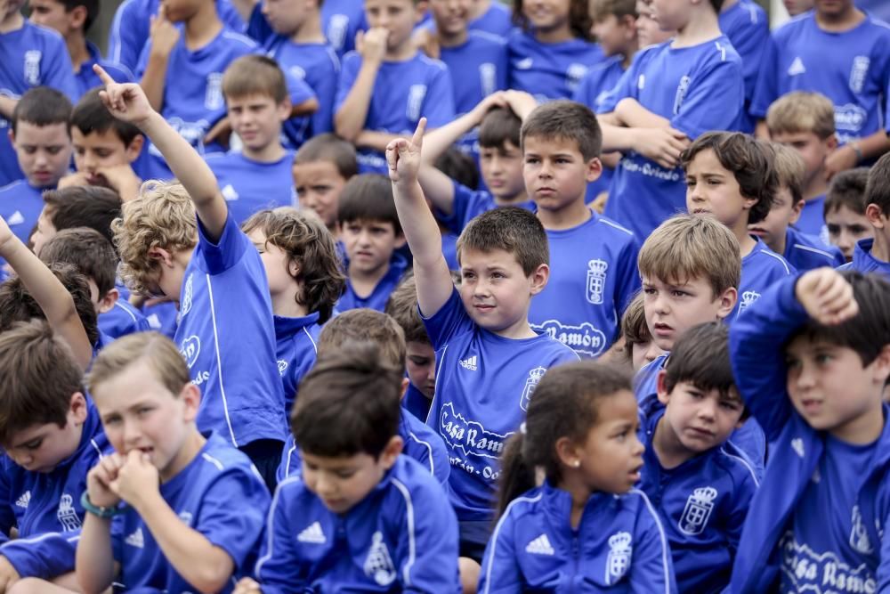 Berjón visita el campus veraniego del Oviedo.