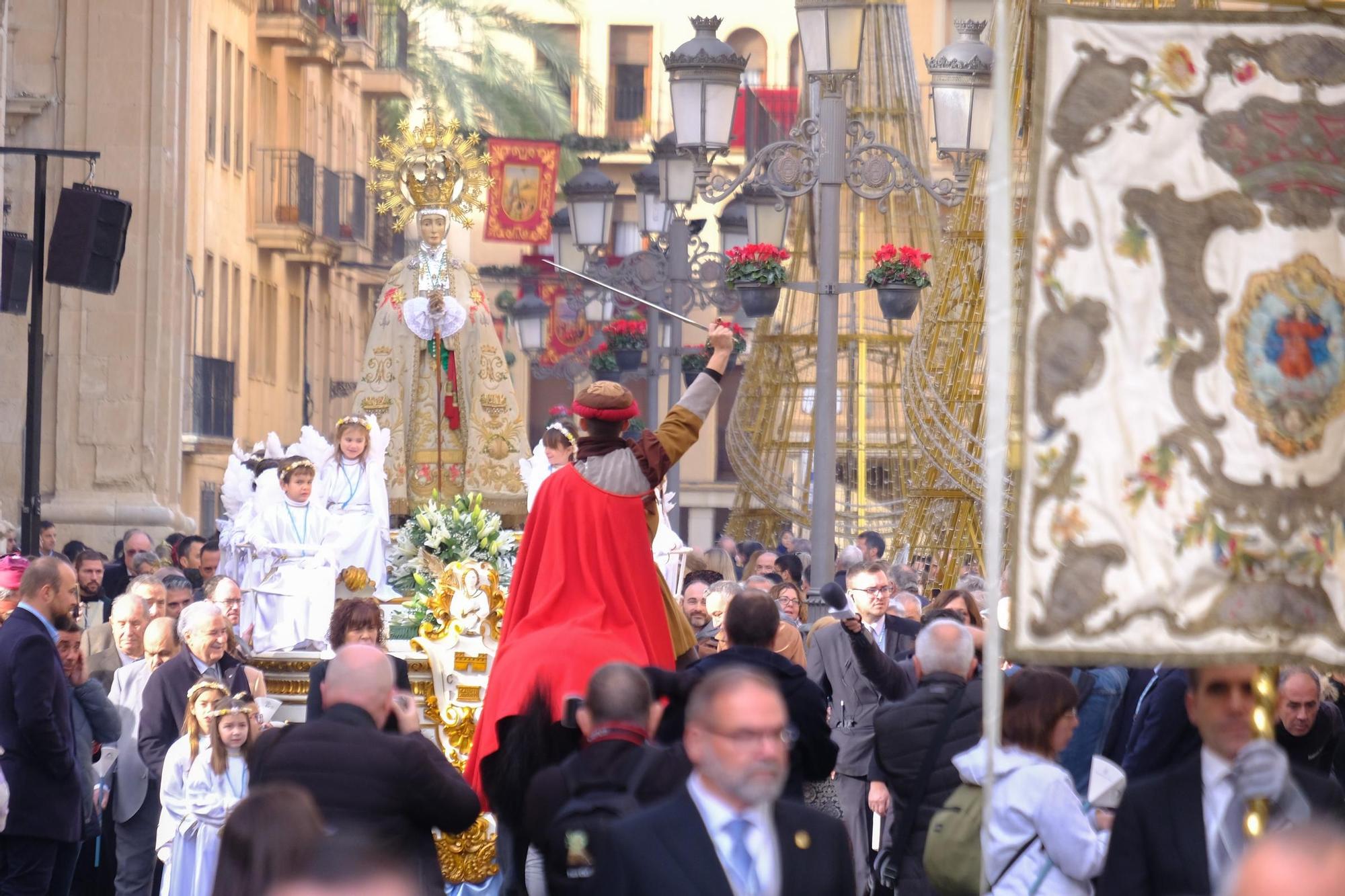 Así ha sido la procesión de la Festividad de la Venida de la Virgen en Elche