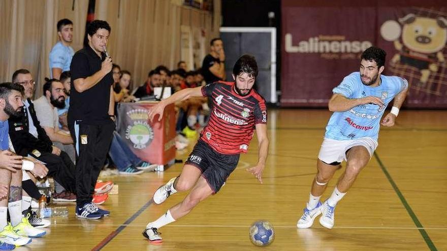 Ramón fue ayer el máximo goleador rojinegro en Oviedo con un total de cinco dianas. // Bernabé/Javier Lalín