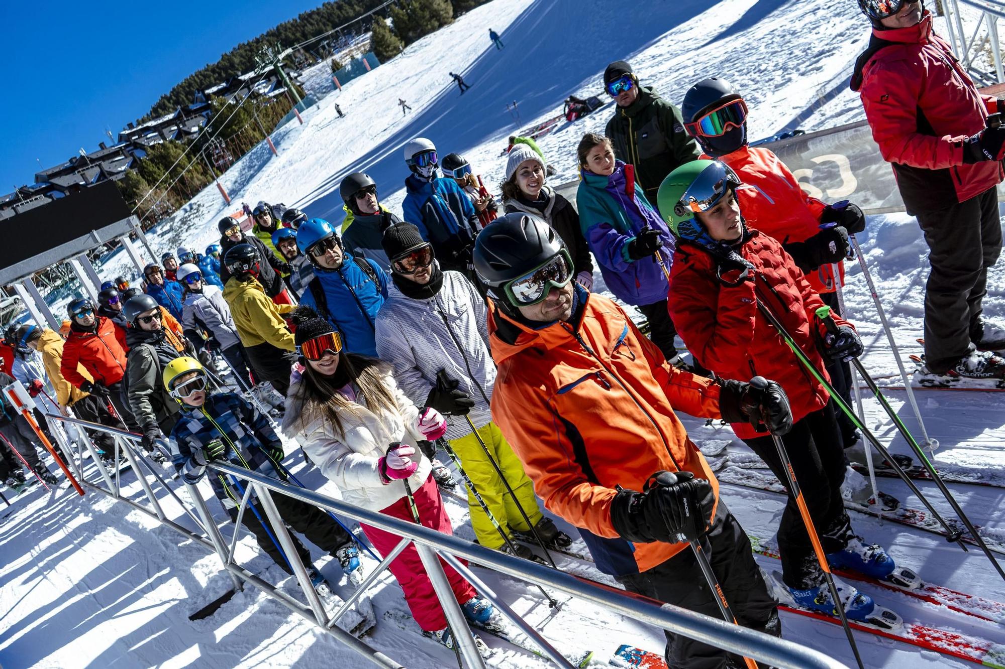 Busca't a les fotos de la Molina d'aquest dissabte 13 de gener