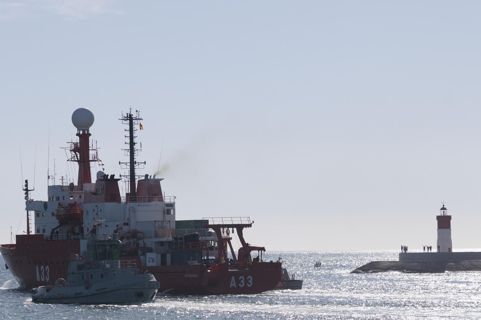 Las imágenes de la despedida del buque Hespérides en Cartagena