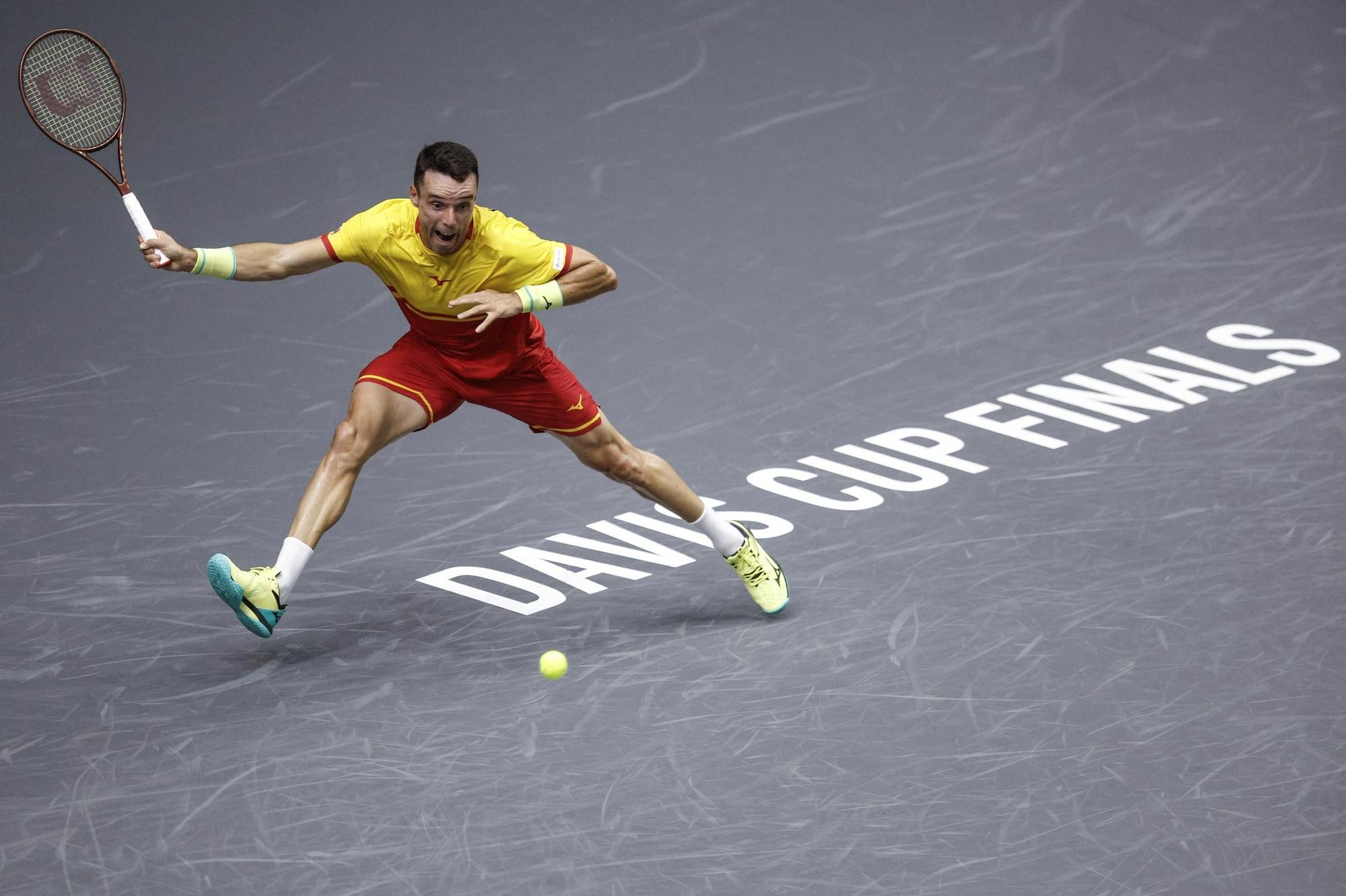 España juega ante Francia en la cuarta jornada del Grupo B de las Finales de la Copa Davis
