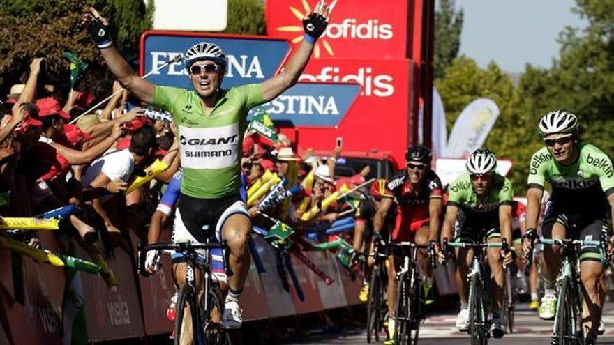 Degenkolb vuelve a ganar y Contador pasa a la acción a las puertas de la montaña