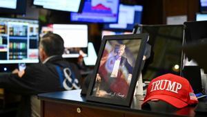 Només el mercat de deute públic ha aconseguit parar els aranzels de Trump