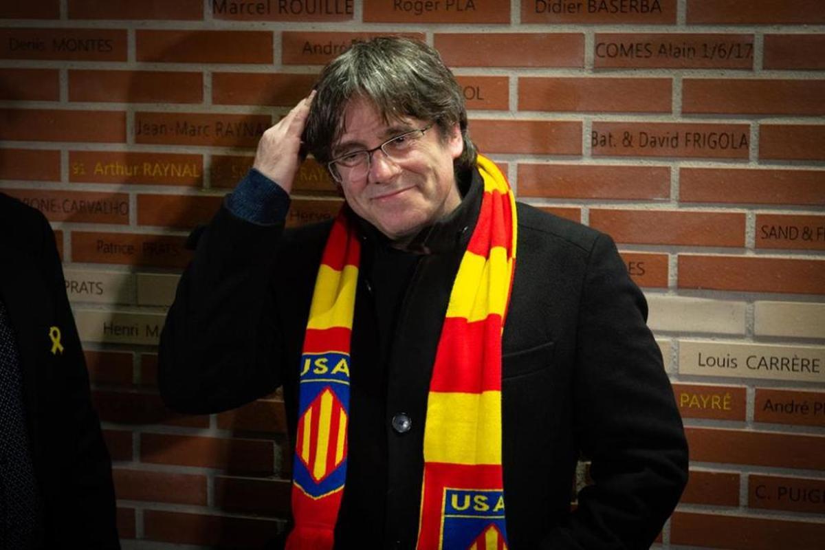 Puigdemont descobreix una placa amb el seu nom a l'estadi de la USAP