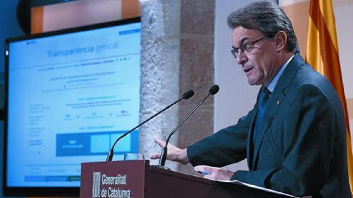 El 'president' Artur Mas, ayer, en la rueda de prensa que ofreció en el Palau de la Generalitat