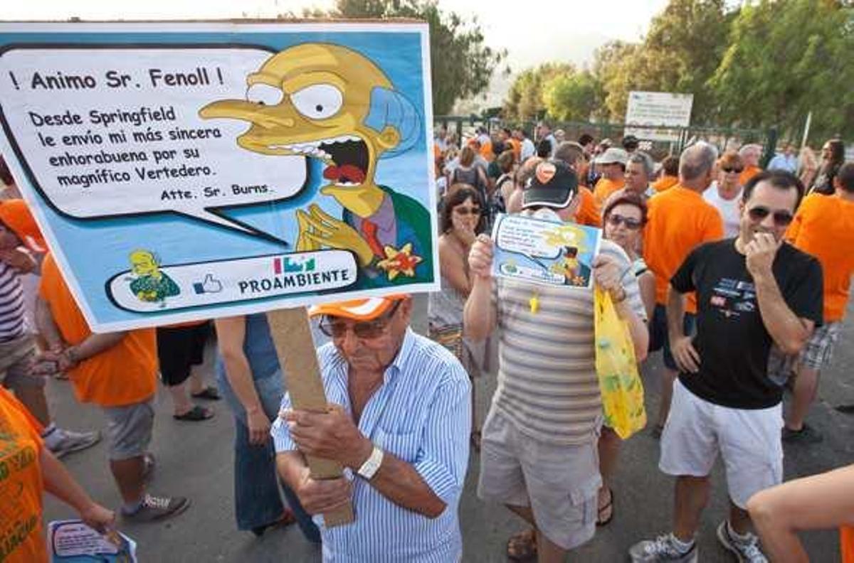 La Murada se echa a la calle contra el vertedero